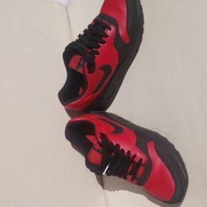 Nike Air Max 1 Premium